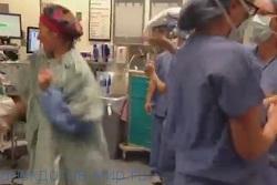танцы в операционной